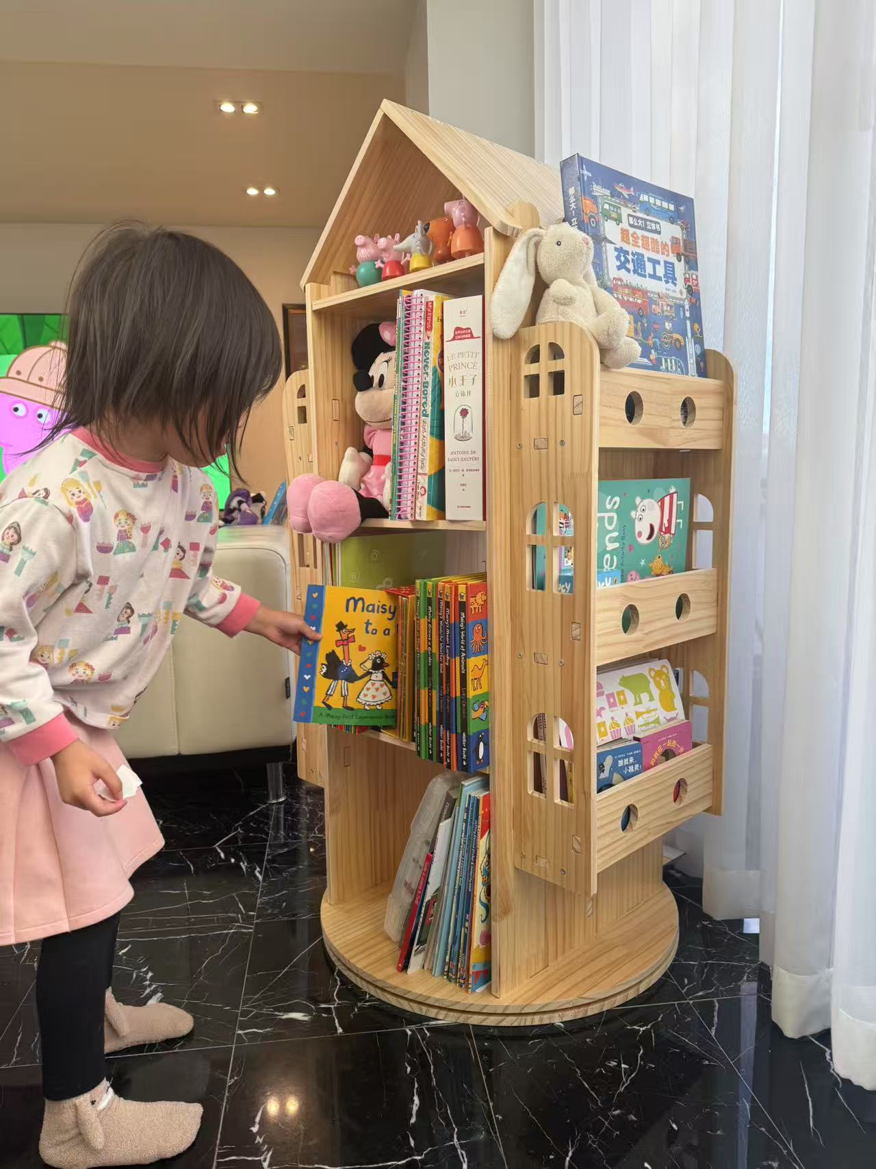 Revolving Kids Bookshelf
